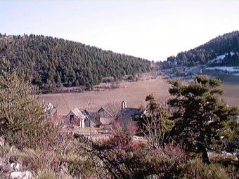 joli village